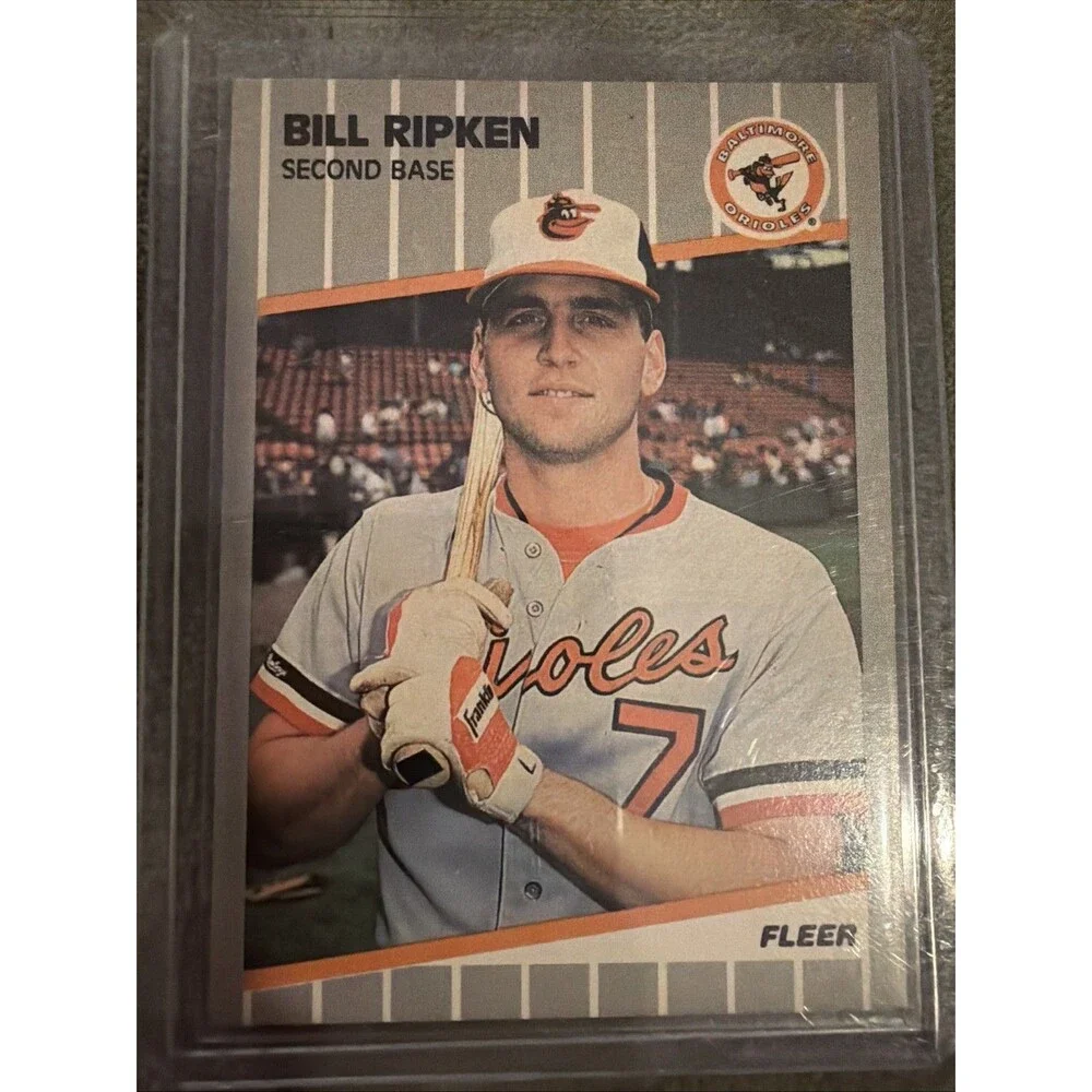 1989 Fleer - Billy Ripken #616 Black Box on Bat Knob